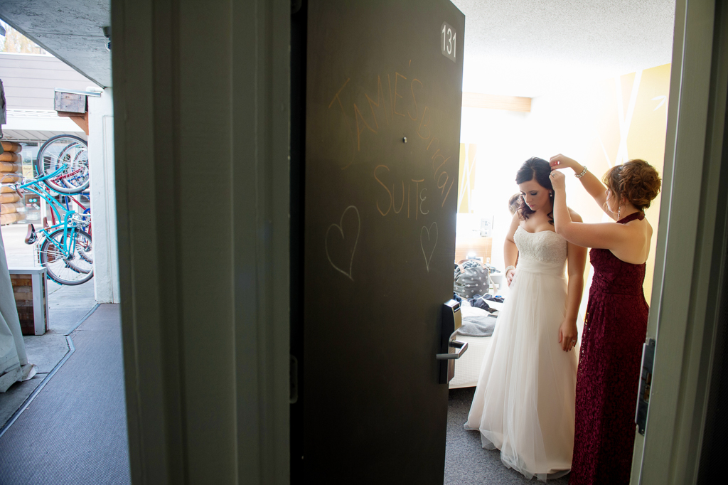 The brides getting ready suite at the jupiter hotel