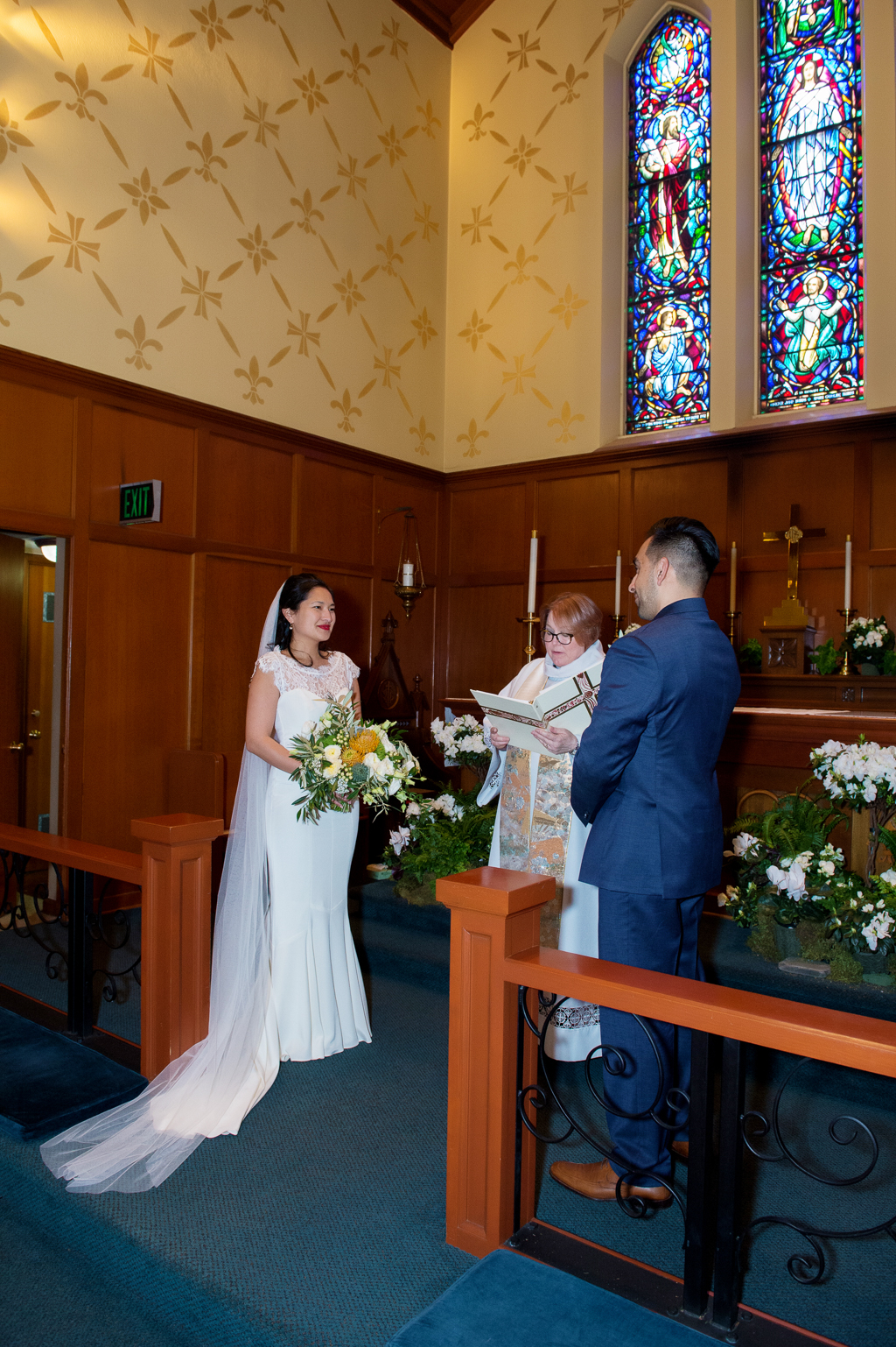 a wedding ceremony inside trinity episcopal church