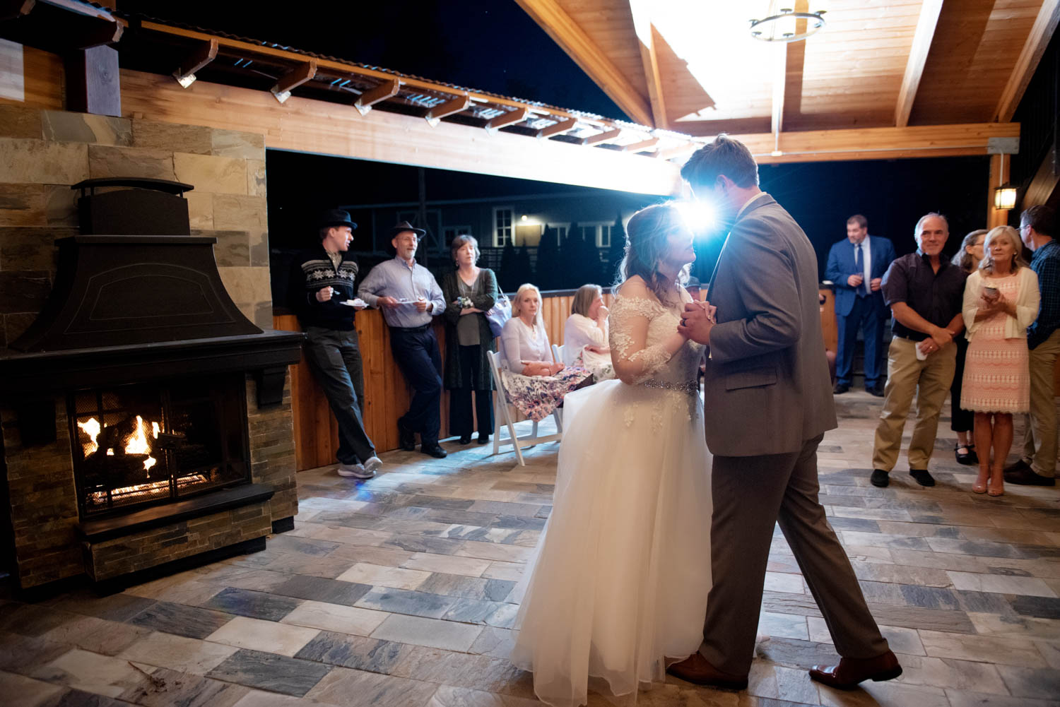 Best Wedding at The Troutdale House Crystal Genes Photography